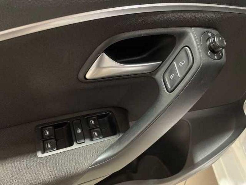 Volkswagen Polo V 2014 1.4 tdi Comfortline 75cv 5p