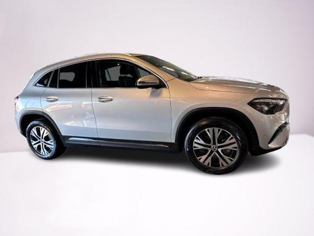 MERCEDES-BENZ GLA 200 d Automatic 4Matic Progressive Advanced Plus