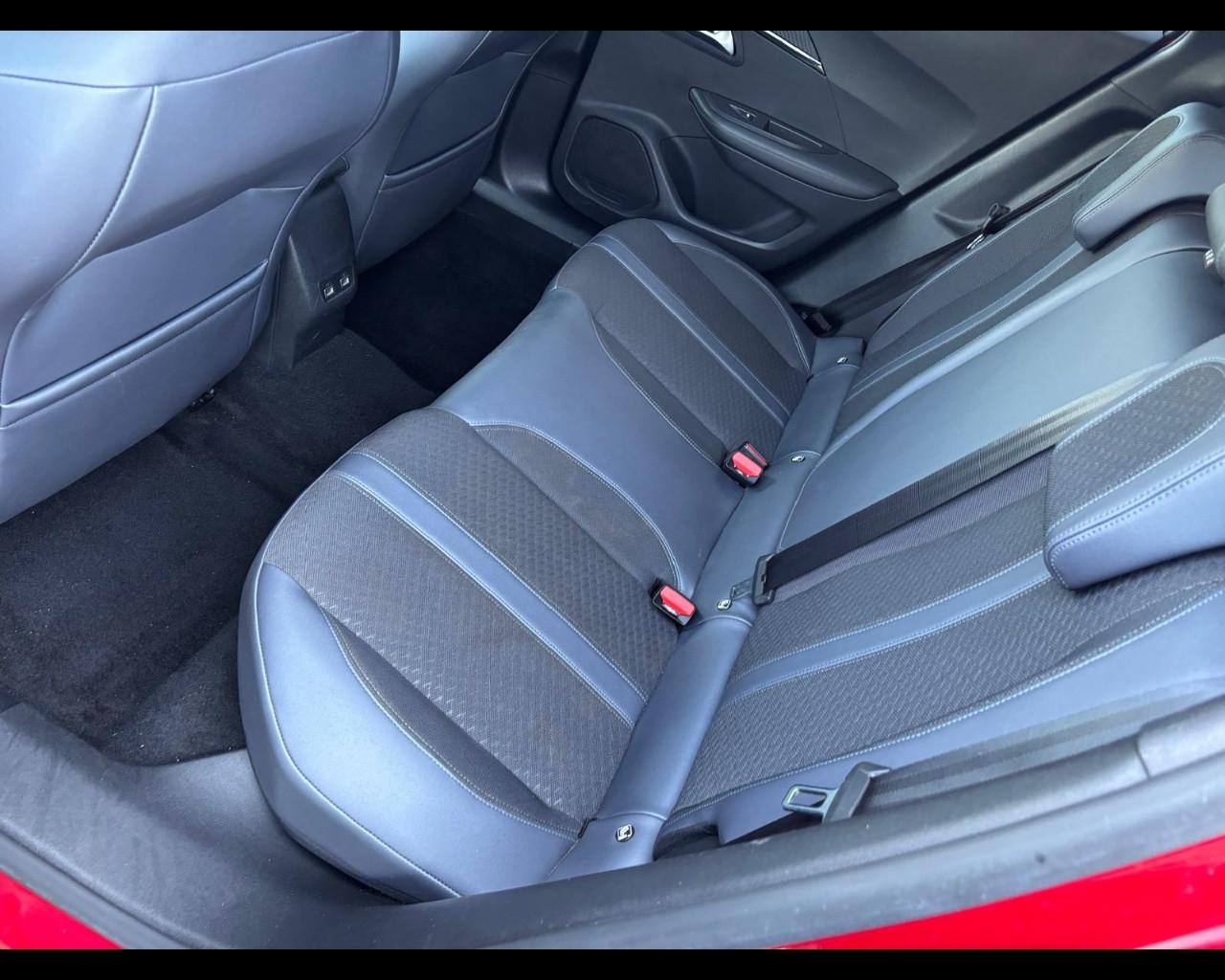 PEUGEOT 2008 II 2020 - 2008 1.2 puretech Allure s&s 130cv eat8