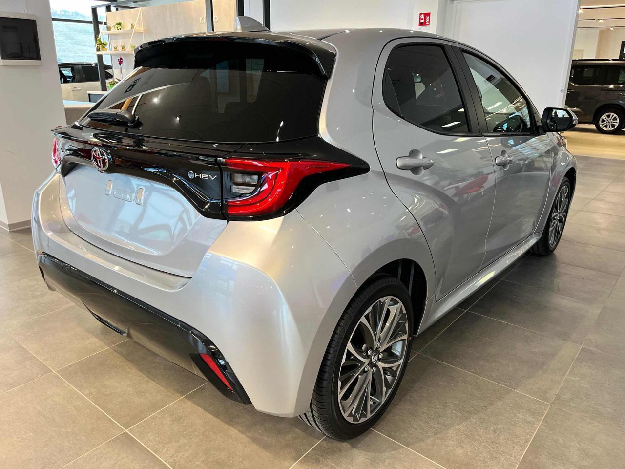 Toyota Yaris 1.5 130 Hybrid 5 porte Lounge