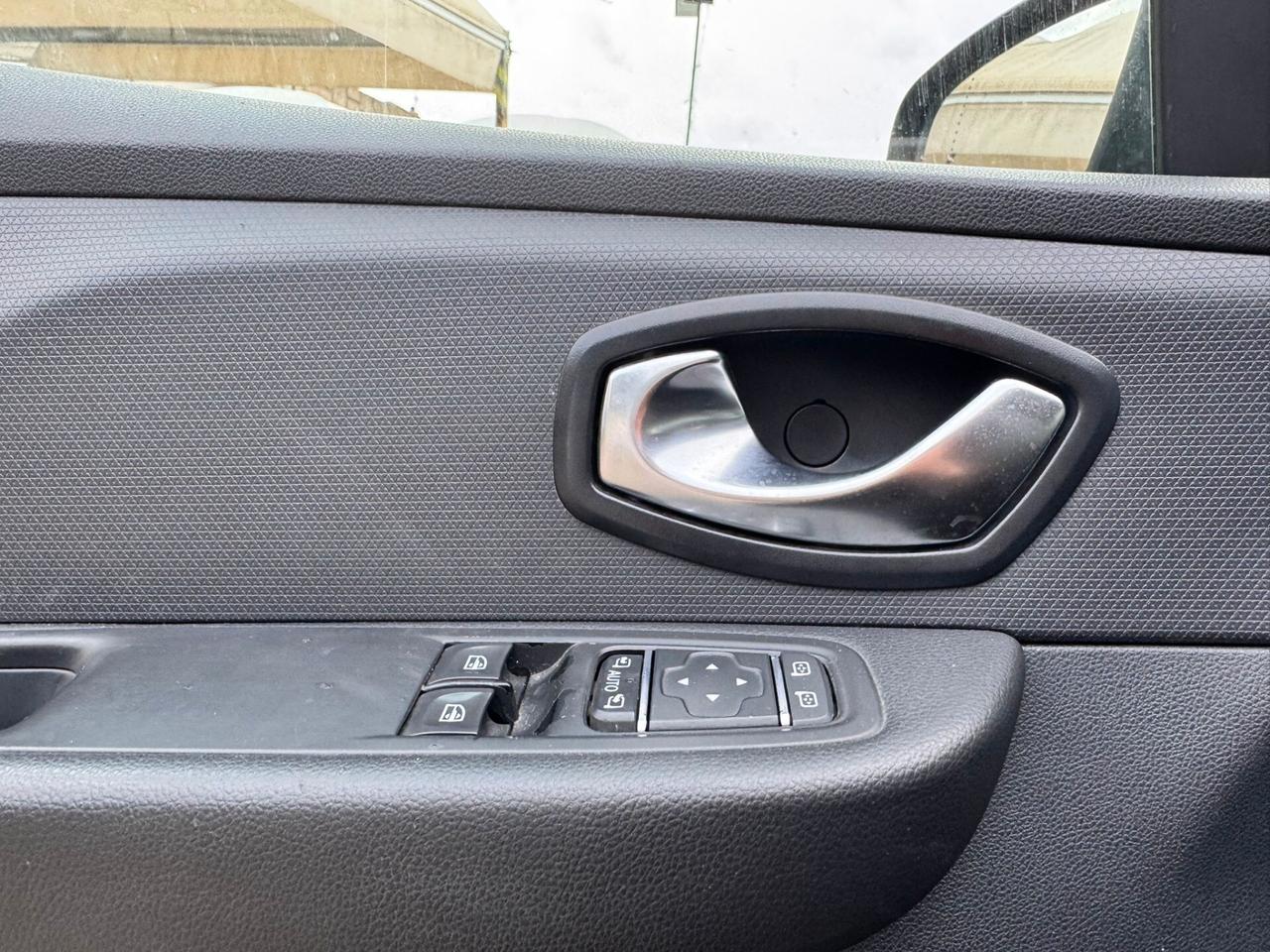 Renault Clio dCi 8V 90CV S&S 5 porte Energy Zen