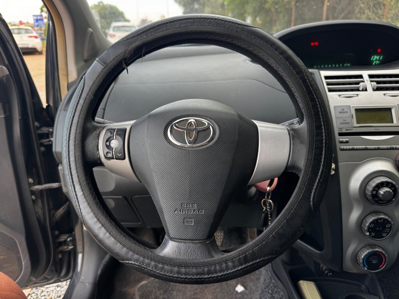 Toyota Yaris 1.0 3 porte NO GARANZIA