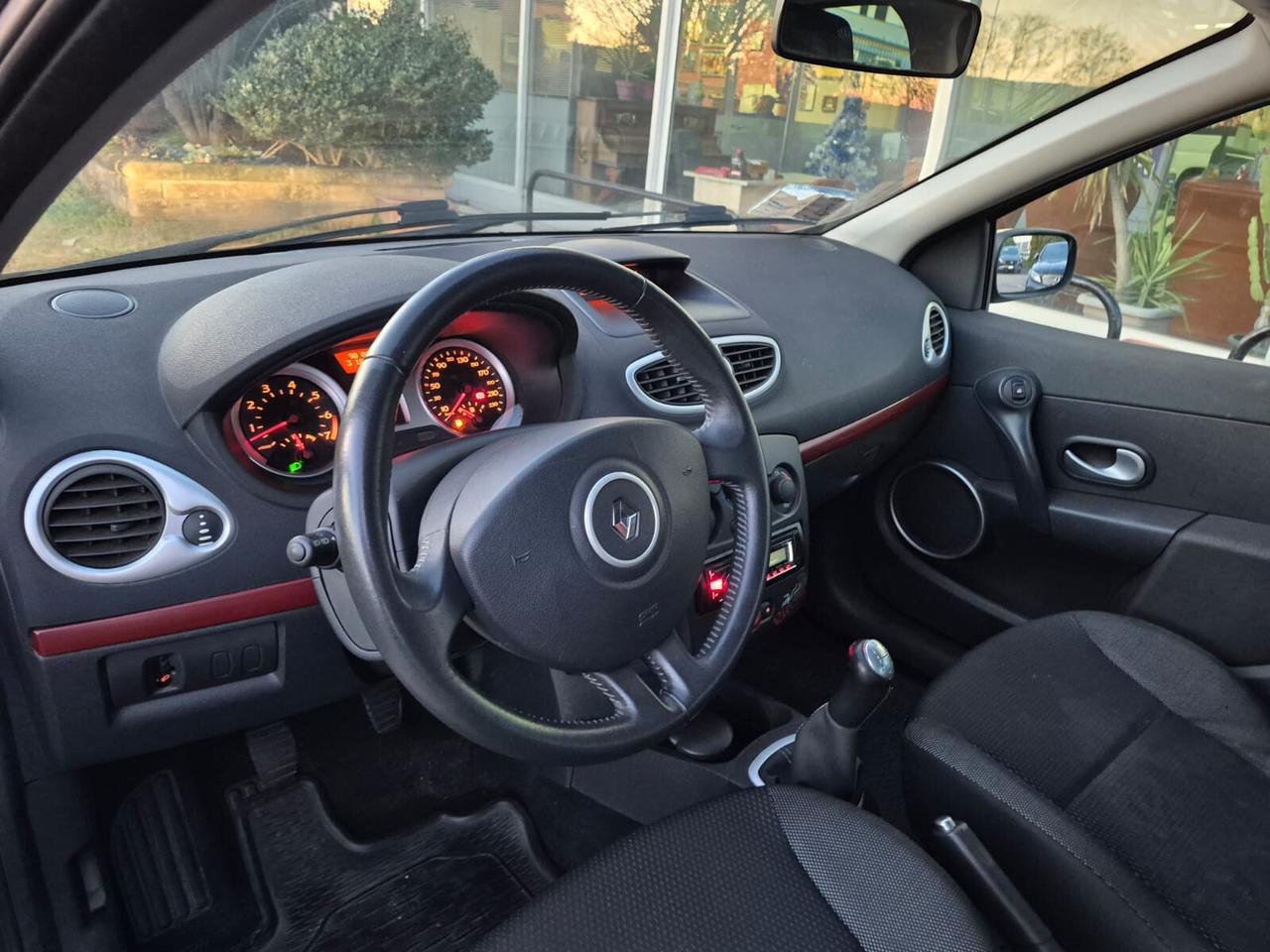 Renault Clio 1.2 5 porte Rip Curl