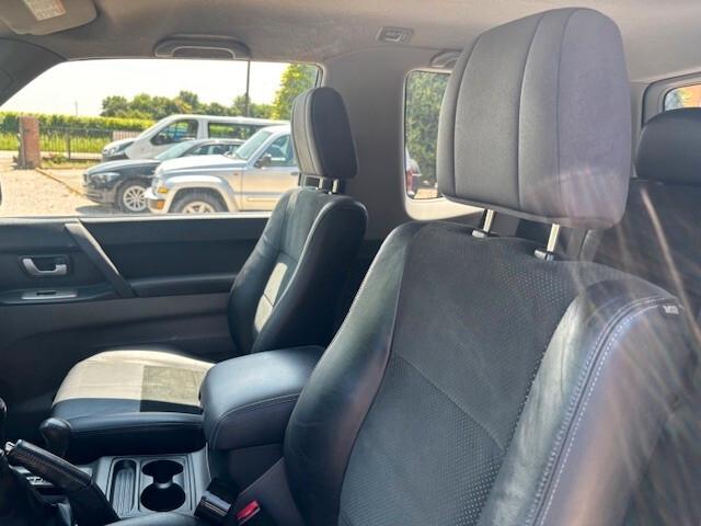 Mitsubishi Pajero 3.2 DI-D 16V 3p. Intense