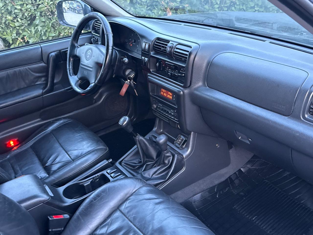 Opel Frontera 2.2 16V DTI Edition 2000