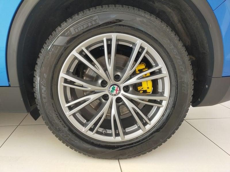 Alfa Romeo Stelvio 2.0 Turbo 280 CV AT8 Q4 Executive + Sport / Veloce
