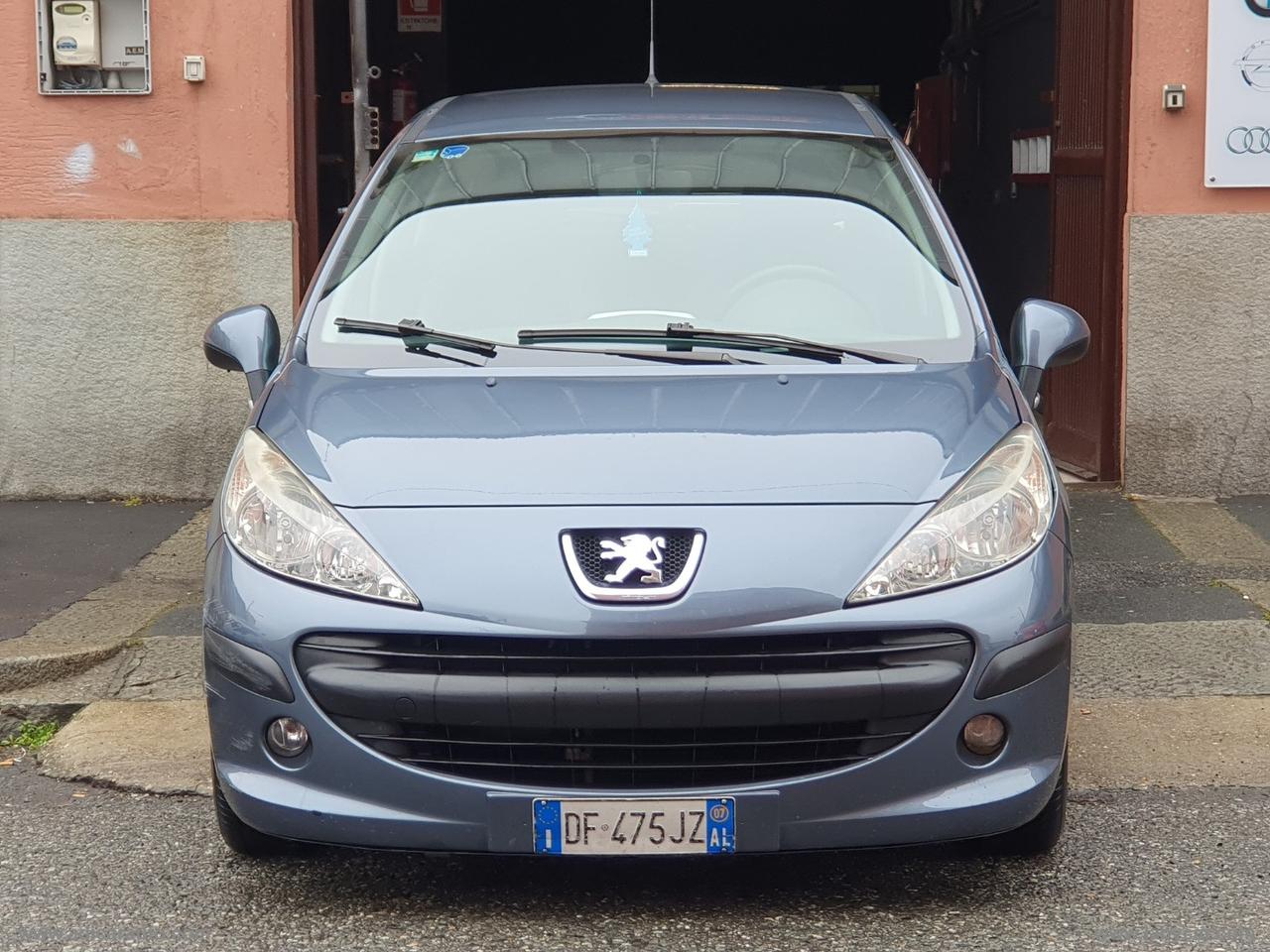 PEUGEOT 207 1.4 HDi 70 CV 5p.