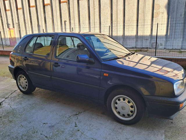 VOLKSWAGEN Golf 1.6 cat 5 porte ISCRITTA ASI OK NEOPATENTATI