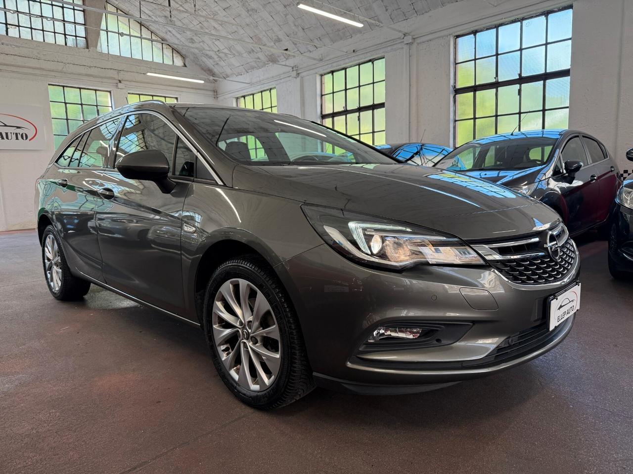 Opel Astra EcoM IVA ESPOSTA - KM CERTIFICATI