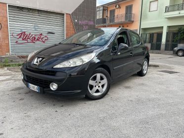 Peugeot 207 1.4 8V 75CV 5p. X Line