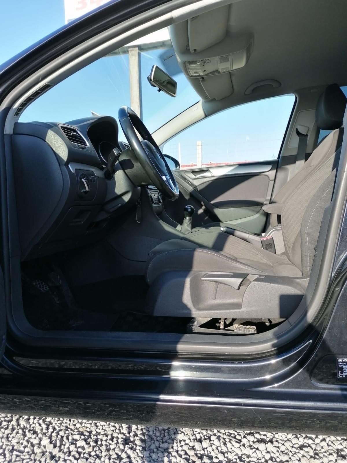 Volkswagen Golf 1.6 TDI DPF 3p. Highline