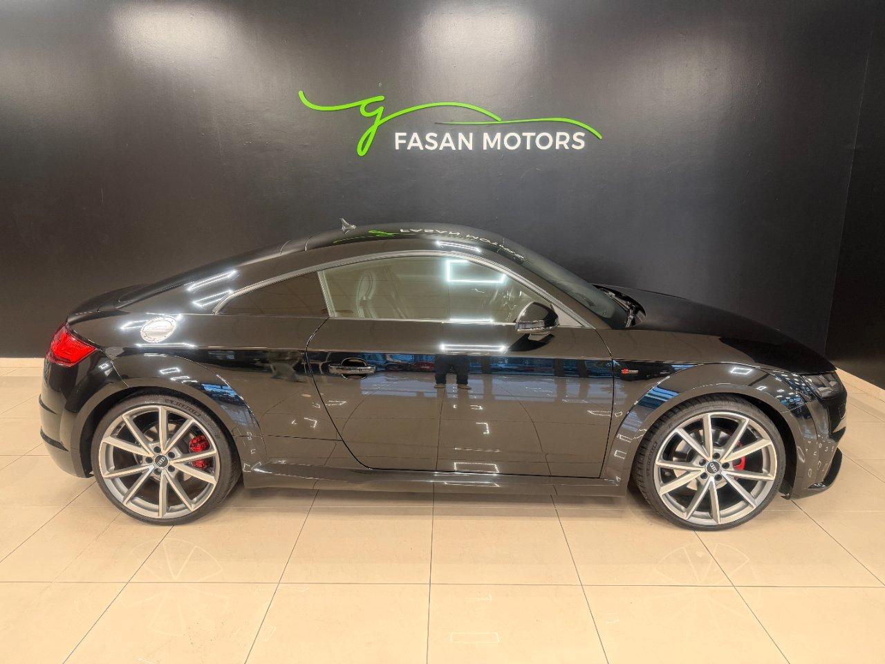 Audi TT Coupe 2.0 tfsi S line quattro s-tronic