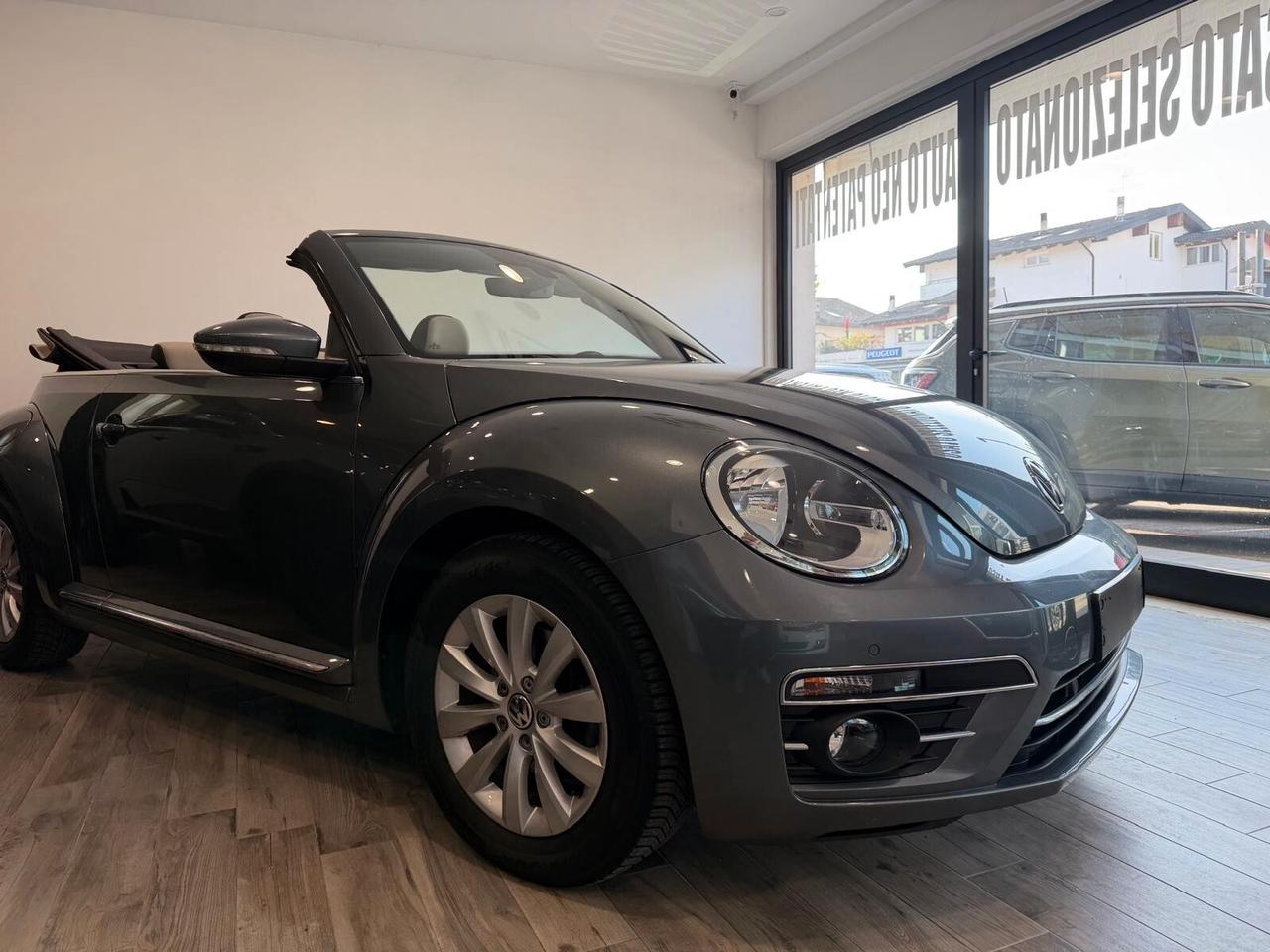 Volkswagen Maggiolino 2.0 TDI Design BlueMotion Technology cabriolet