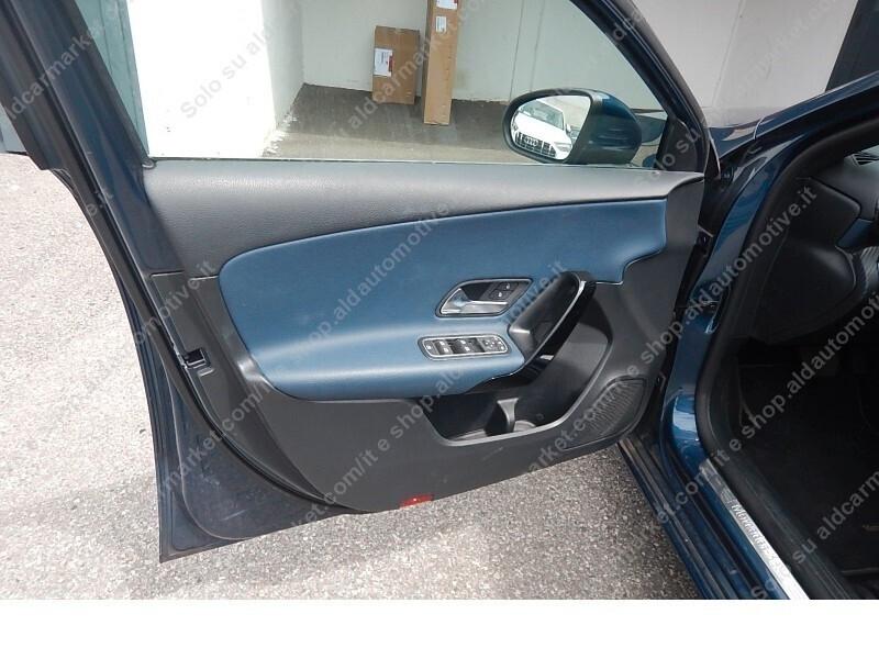 Mercedes-Benz A 180d Autom. *49.000 Km* da VETRINA