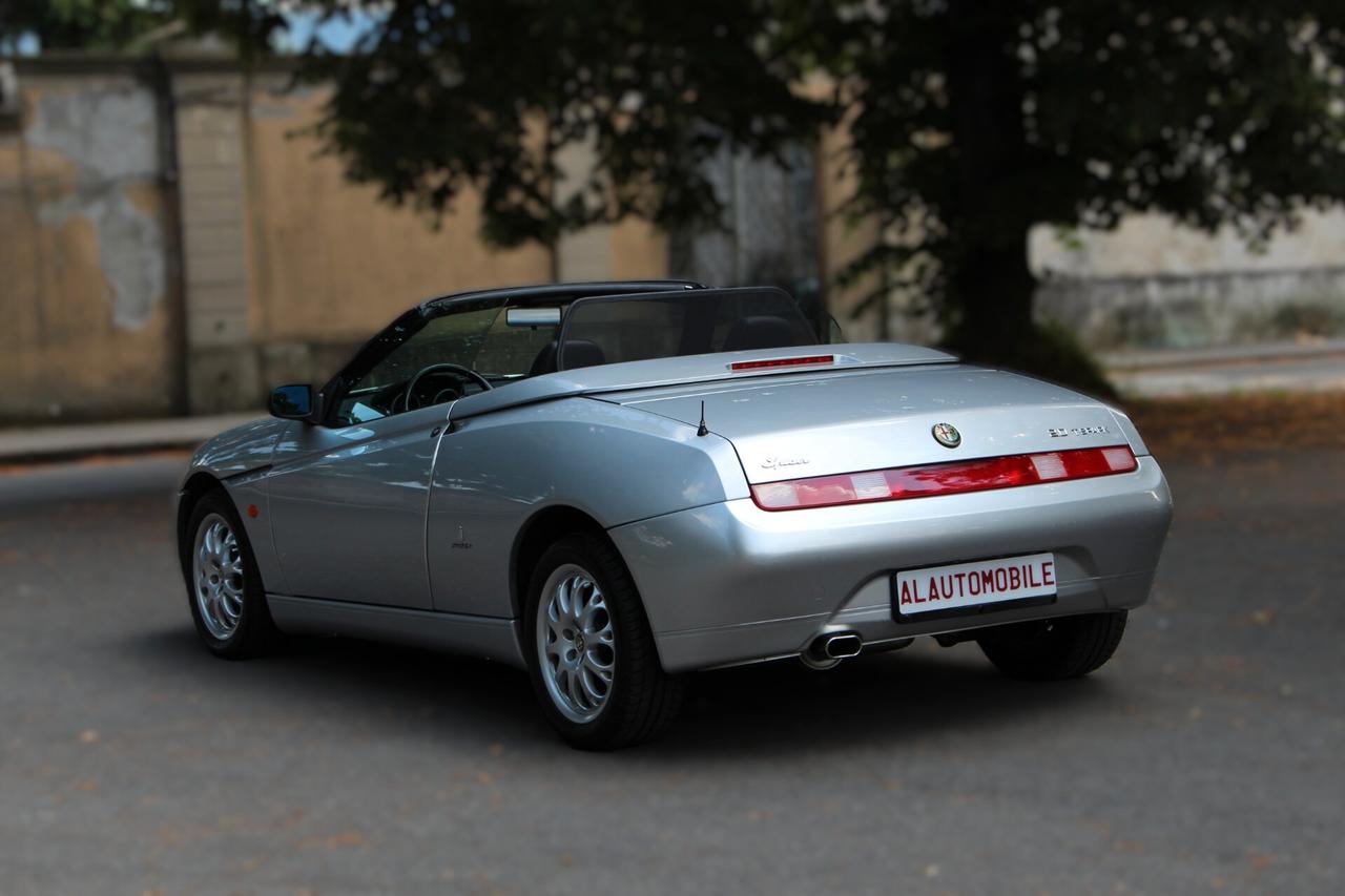 Alfa Romeo GTV Spider 2.0i 16V Twin Spark cat L