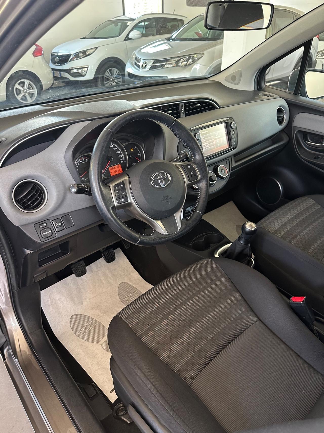 Toyota Yaris 1.0 5 porte Lounge