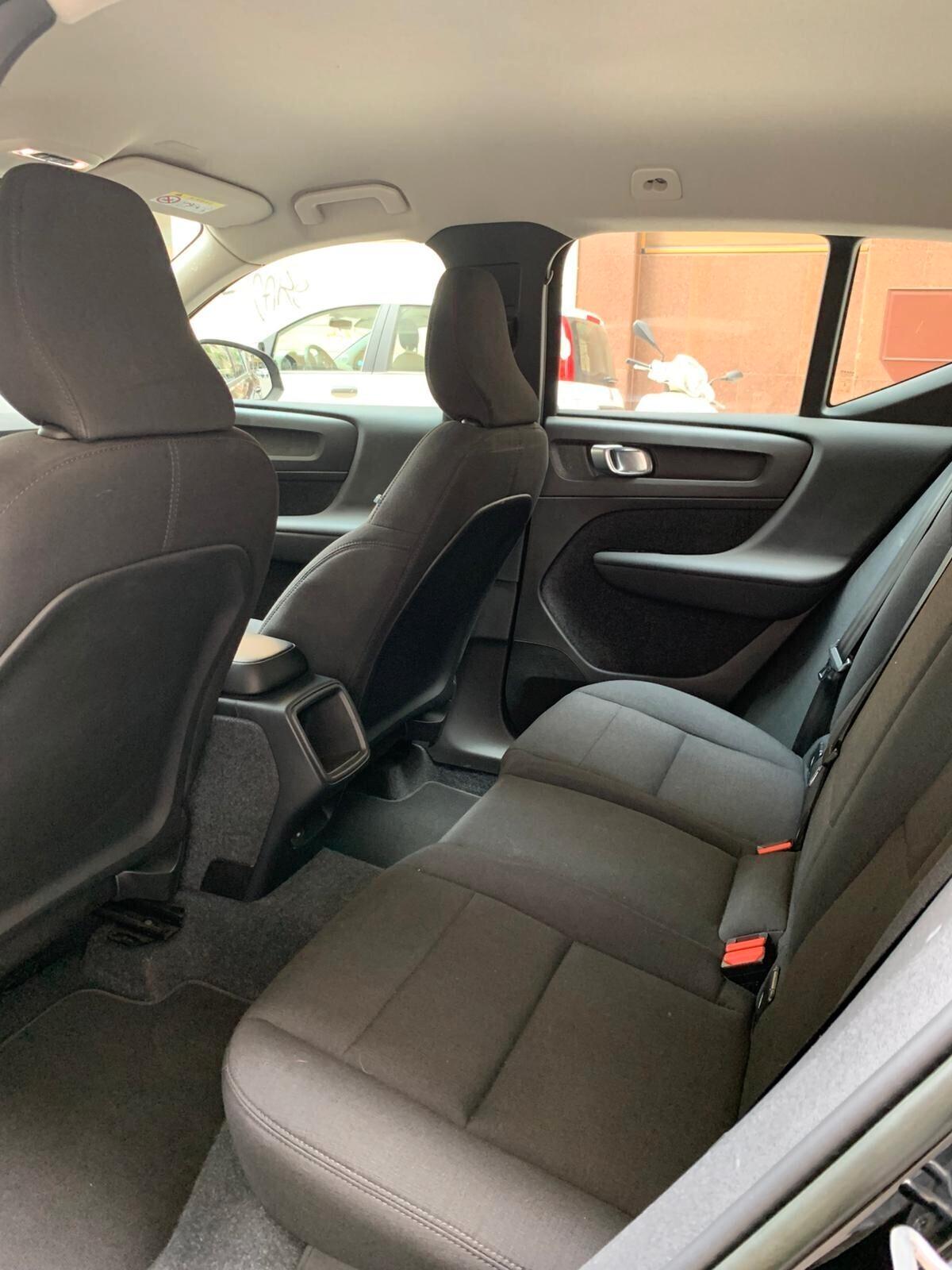 Volvo XC40 2023 **27.000KM**