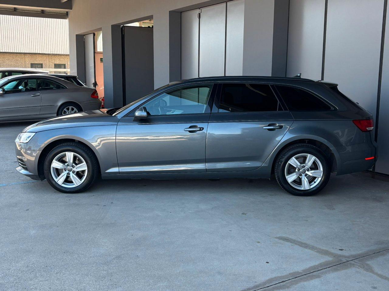 Audi A4 Avant 35 2.0 tdi Business 150cv s-tronic my16