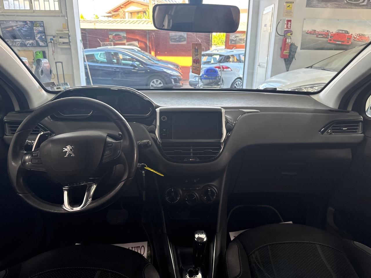 Peugeot 208 1.4 hdi automatica full optional