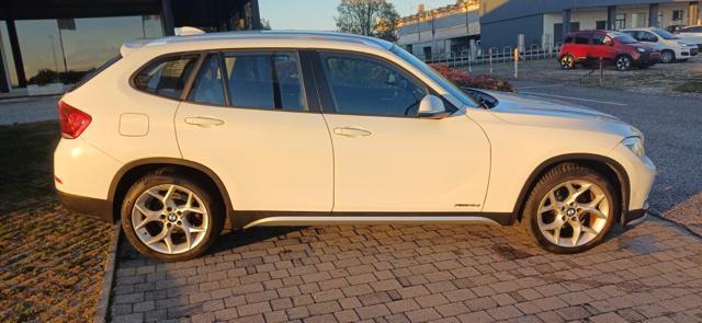 BMW X1 xDrive18d Sport Line