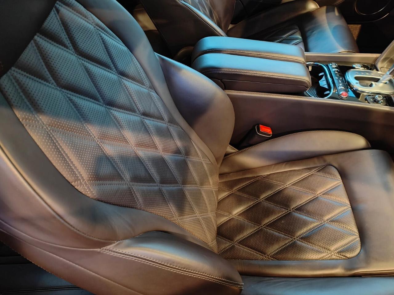 Bentley Continental GT V12