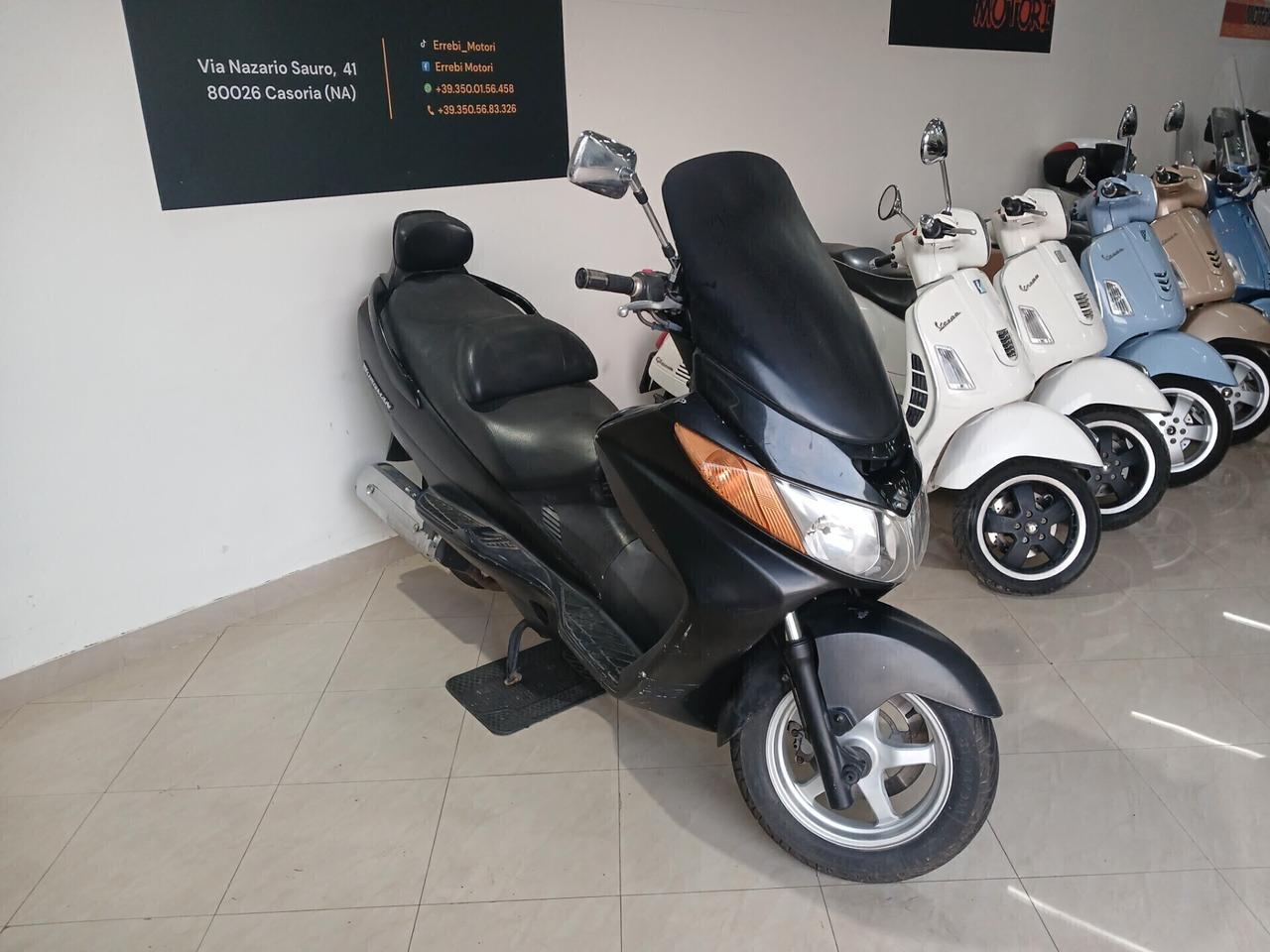 Suzuki Burgman 400