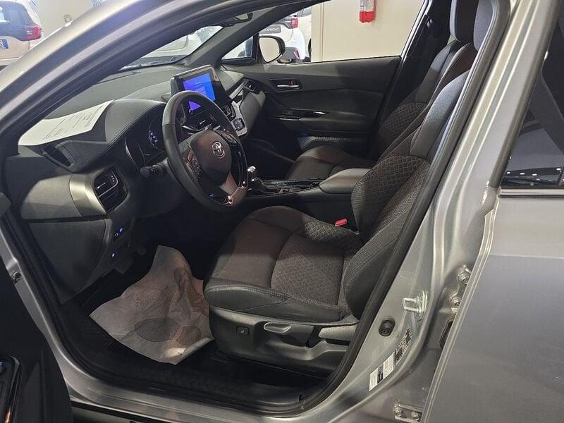 Toyota C-HR 1.8 Hybrid E-CVT Trend