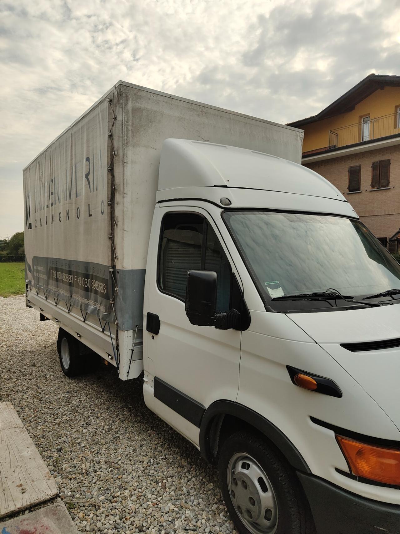 Iveco Daily 35.C11 anno 2002 con cassone centina e telone