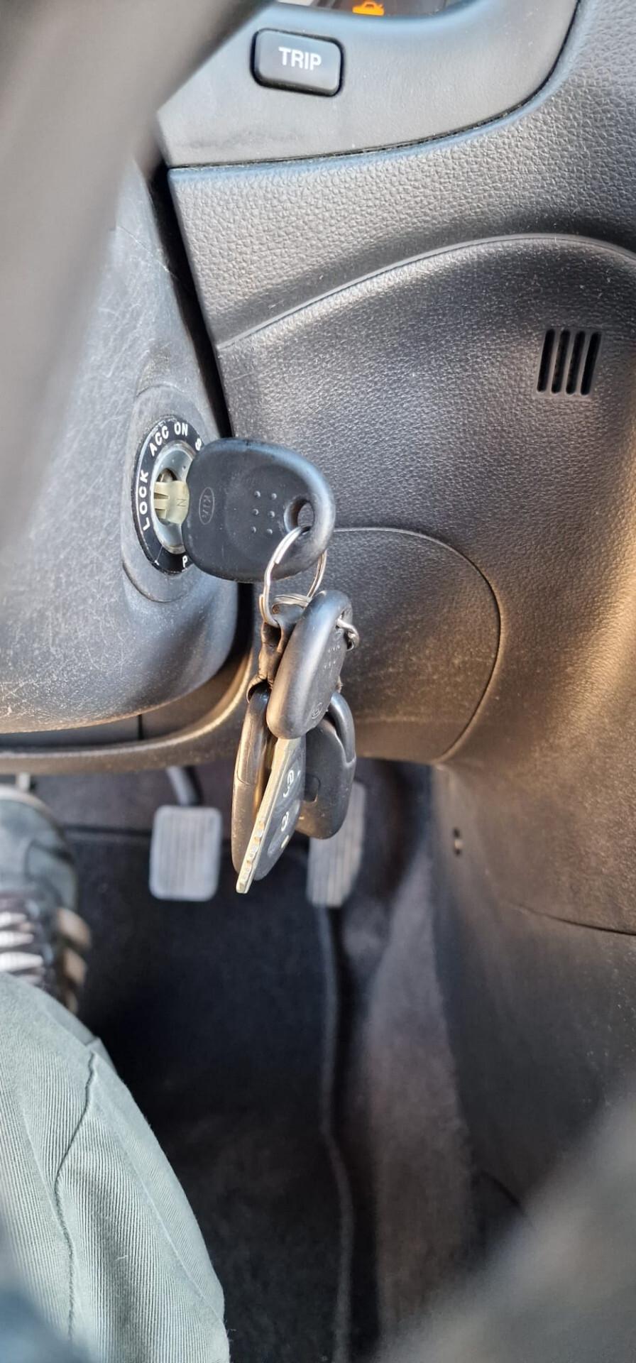 Kia Carens 2.0 16V CRDi VGT EX Class