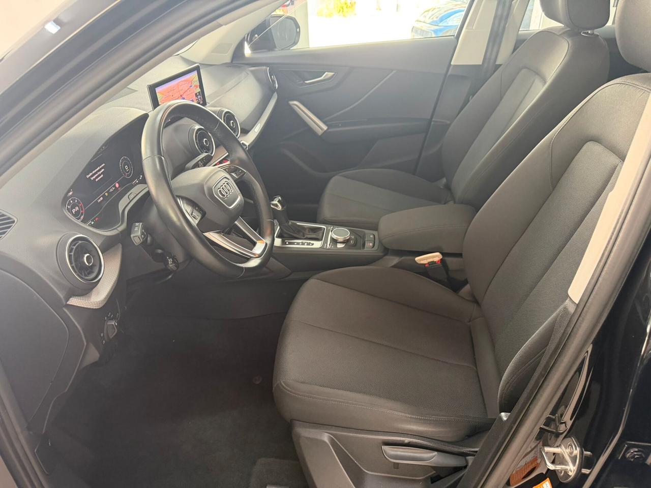 Audi Q2 35 TDI quattro S tronic Admired Advanced