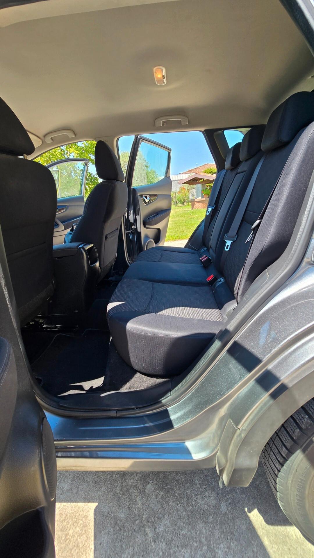 Nissan Qashqai 1.5 dCi DPF Tekna