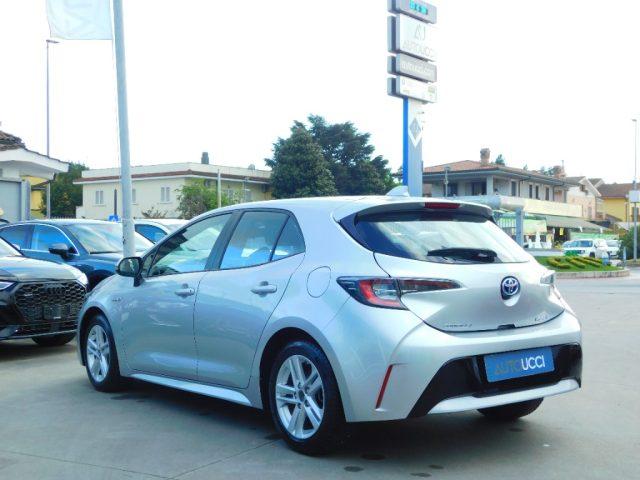 TOYOTA Corolla 1.8 Hybrid Business