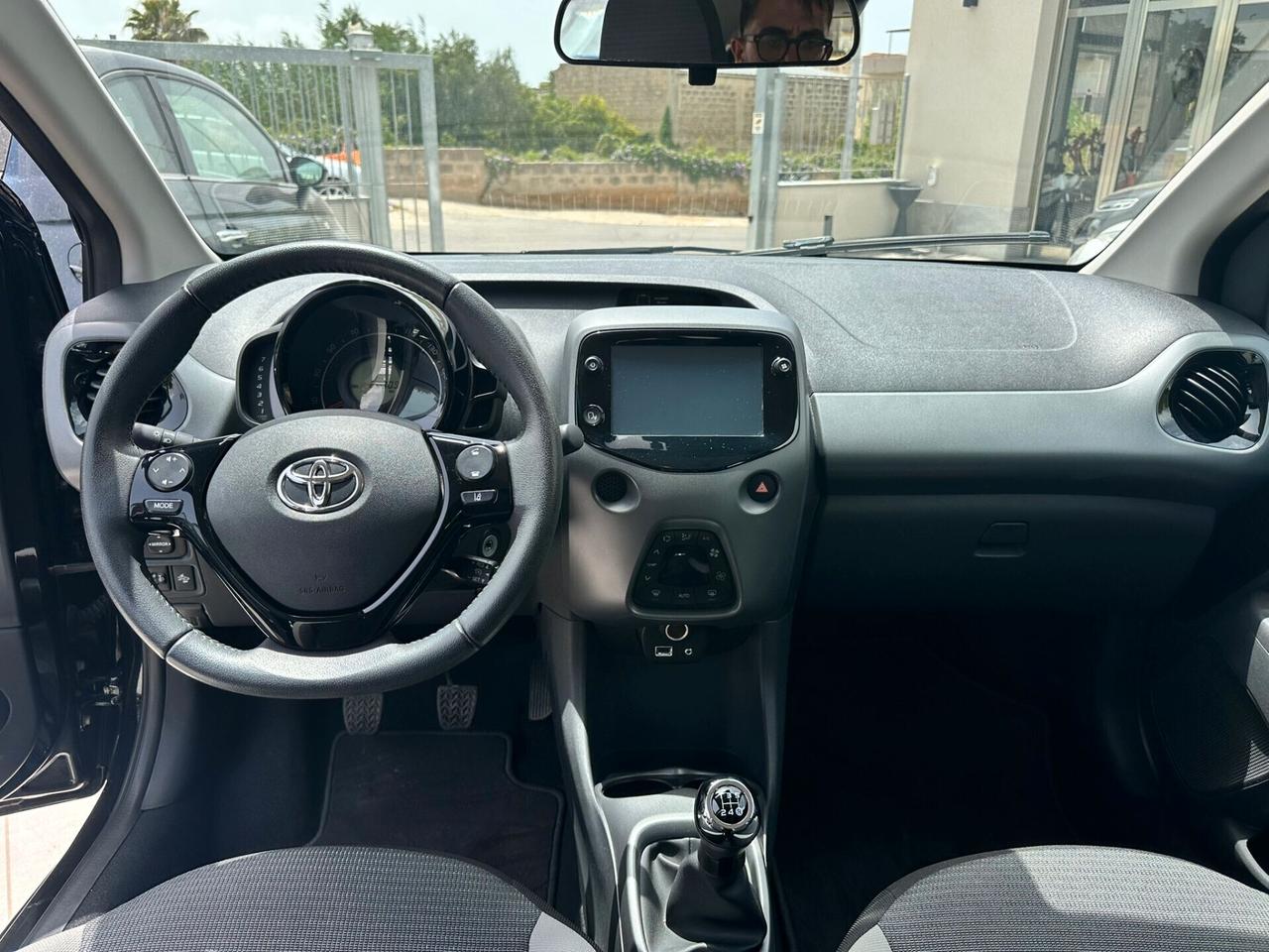 Toyota Aygo Connect 1.0 VVT-i 72 CV 5 porte x-fun MMT