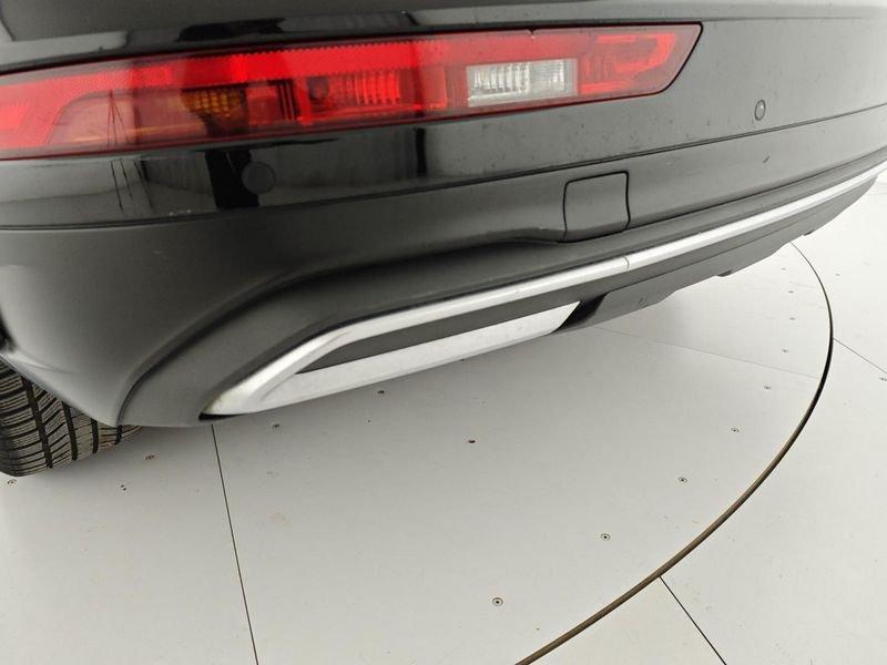 Audi Q5 35 TDI quattro S tronic Business