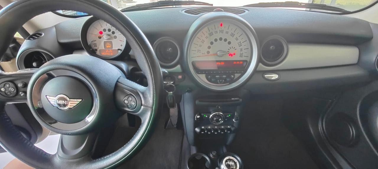 Mini Cooper Coupe 1.6 Coupé