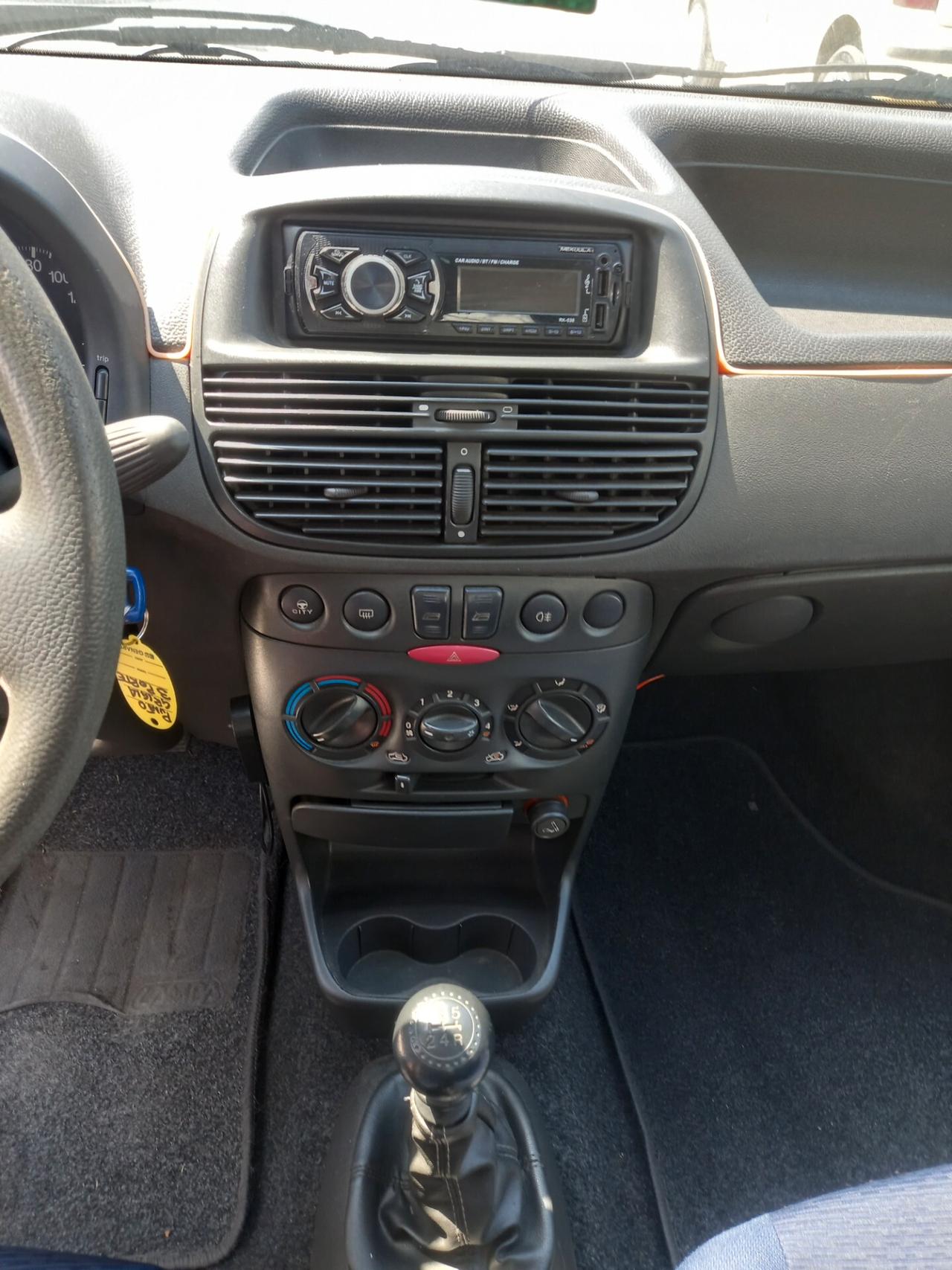 Fiat Punto 1.2i 8 valvole cat 3 porte SPORTIVA