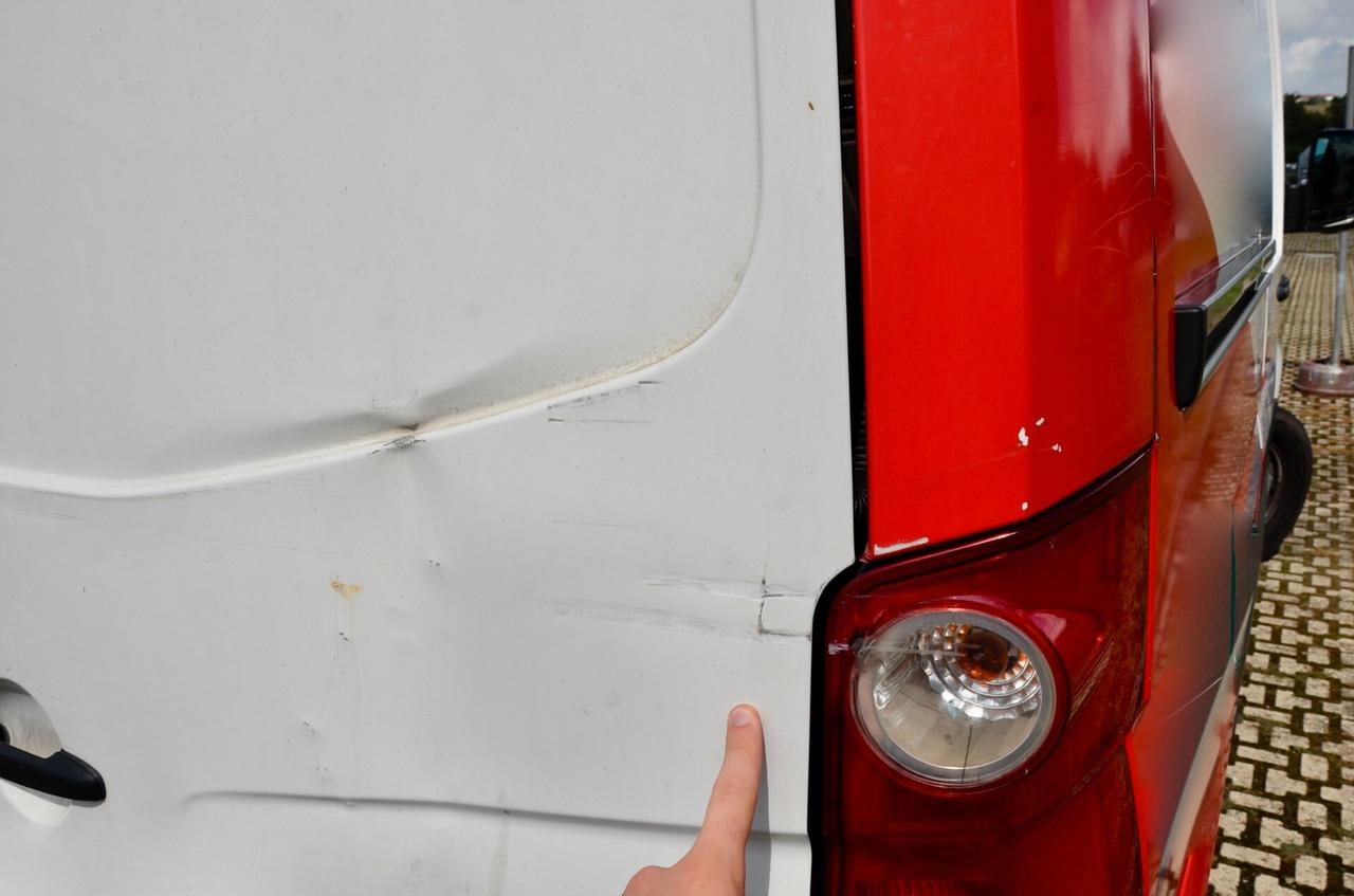 VOLKSWAGEN CRAFTER 2.0 140cv PM-TM 3 POSTI, UNICOPROPRIETARIO, UFF ITALIANA, EURO 6B, A/C, BLUETOOTH