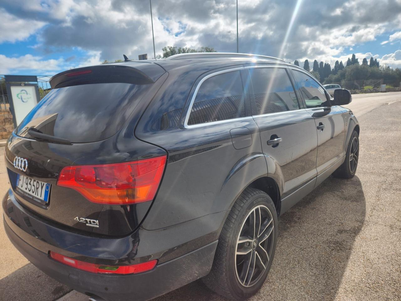 Audi Q7 4.2 V8 TDI quattro tiptronic