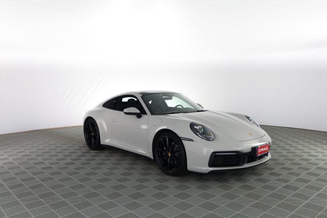 PORSCHE 911 911 Carrera 4