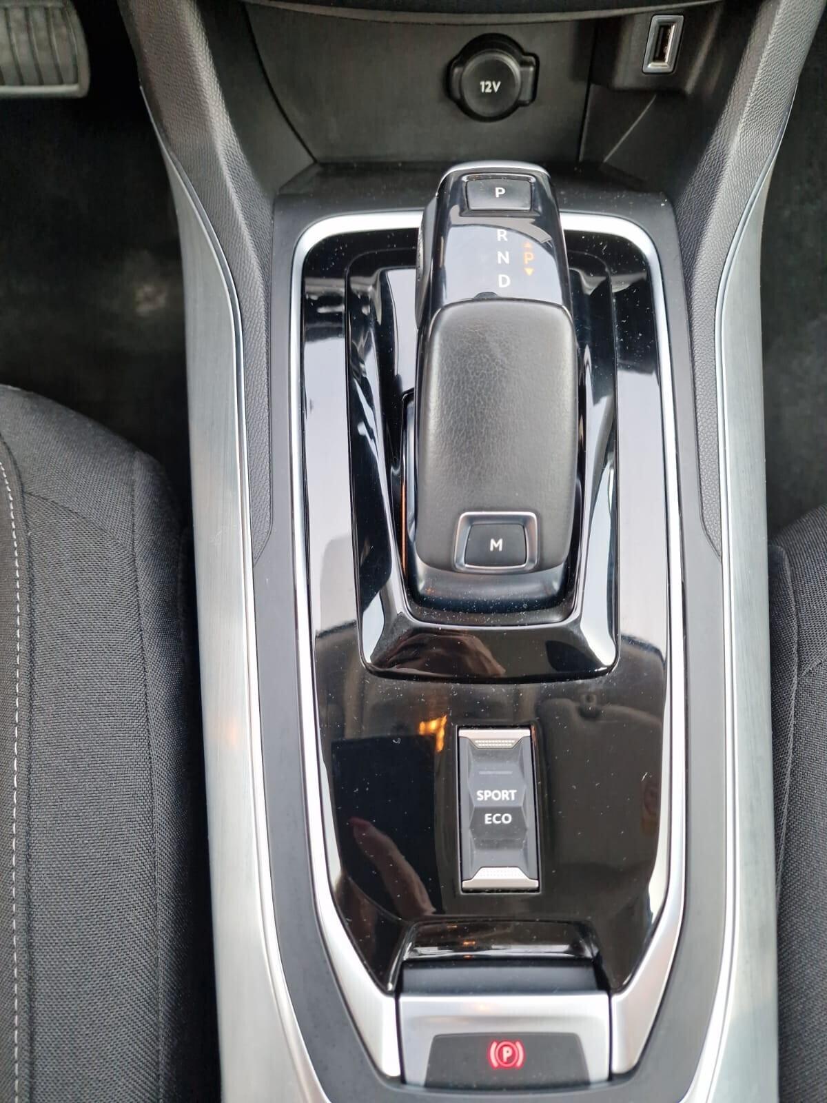 Peugeot 308 BlueHDi 130 S&S Allure