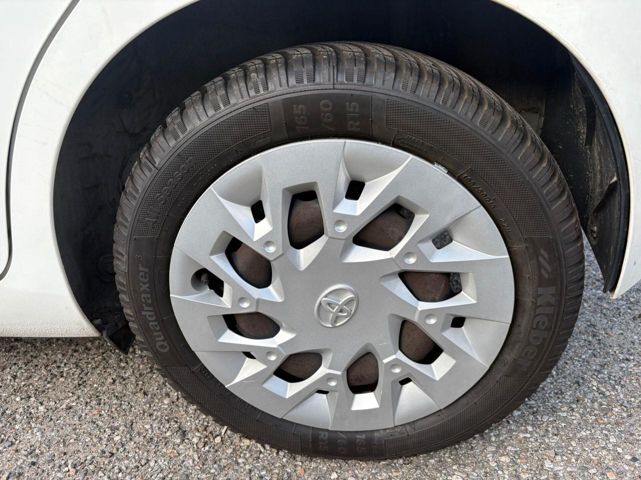 Toyota Aygo 1.0 VVT-i x-business