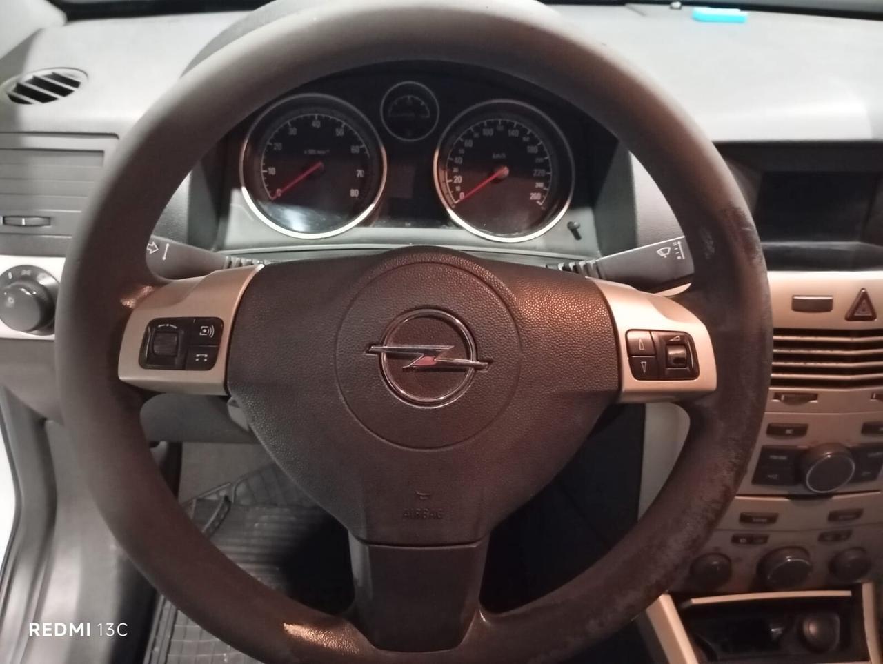 Opel Astra del 2007 benzina 140.000 km