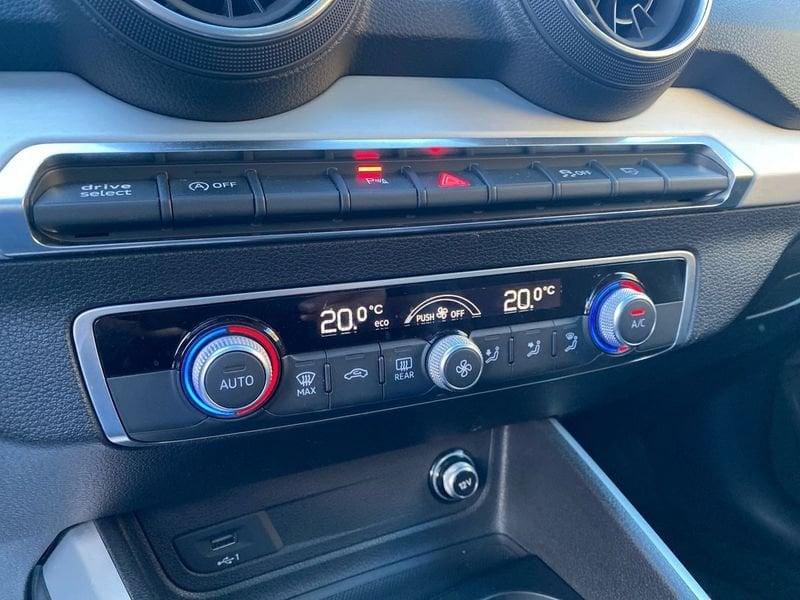 Audi Q2 35 2.0 tdi Identity Black quattro 150cv s-tronic my20