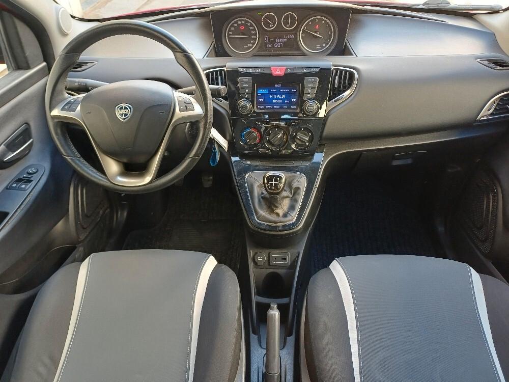 Lancia Ypsilon 1.200 Silver Km 66.000