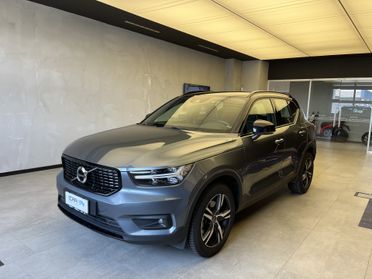 VOLVO XC40 - XC40 2.0 d4 R-design awd geartronic