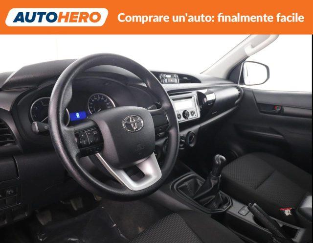 TOYOTA Hilux 2.4 D-4D 4WD 4 porte Double Cab Comfort