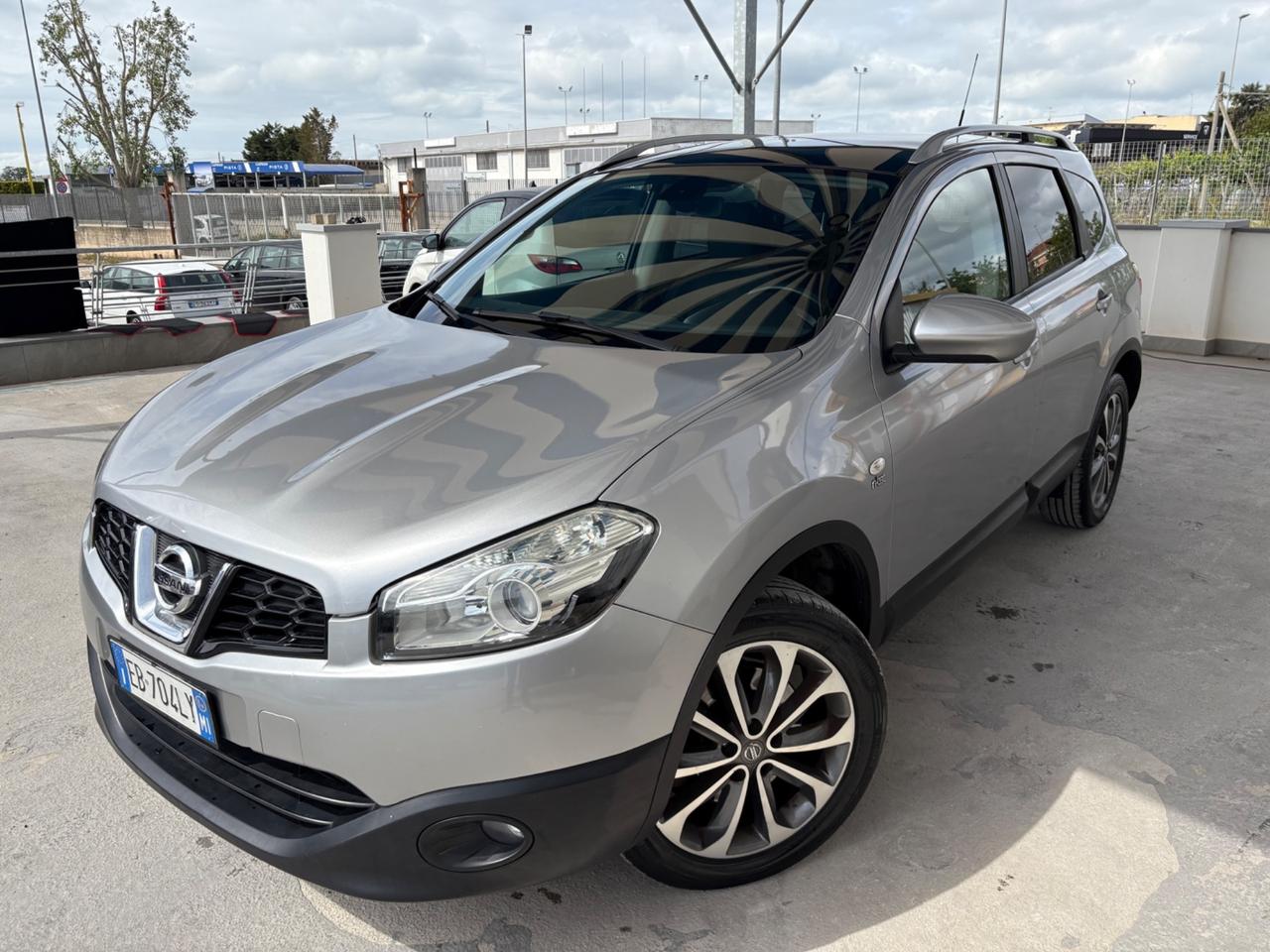 Nissan Qashqai Qashqai 2 2.0 dCi DPF n-tec