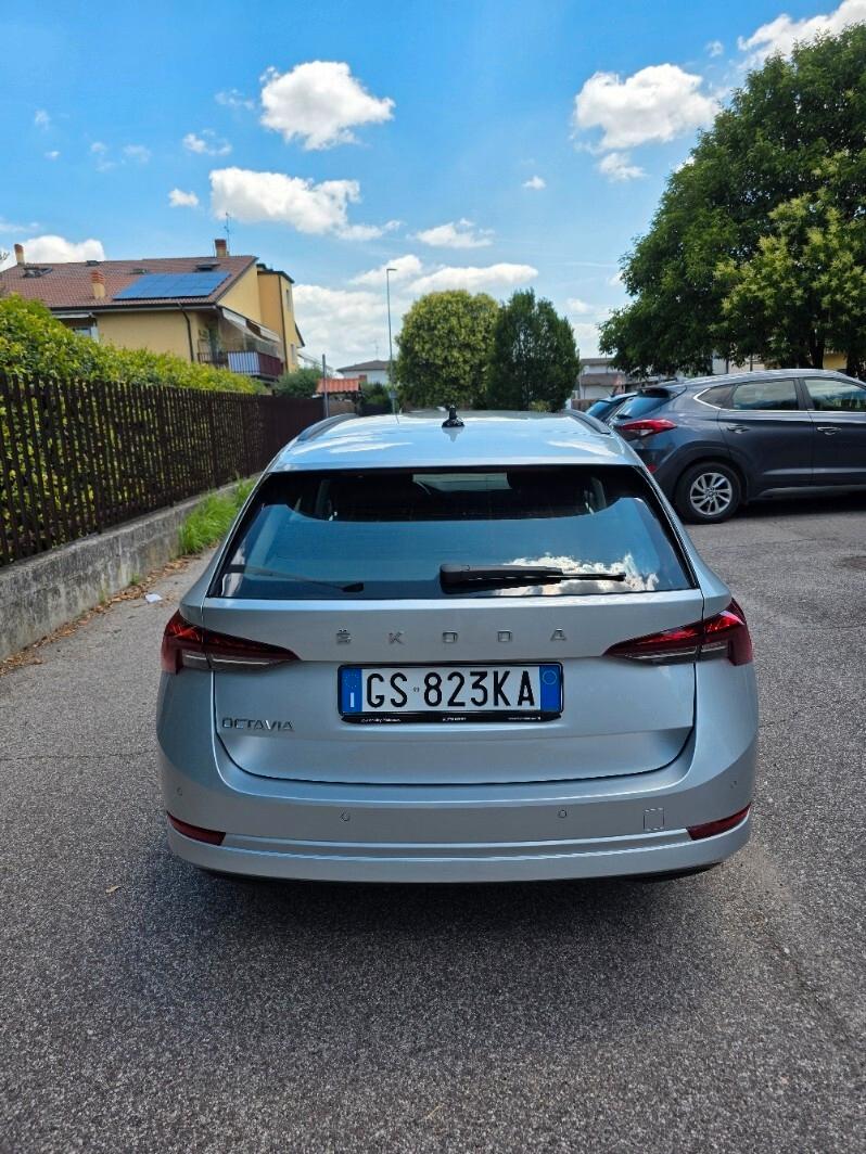 Skoda Octavia 2.0 TDI EVO SCR 150 CV DSG Wagon Executive