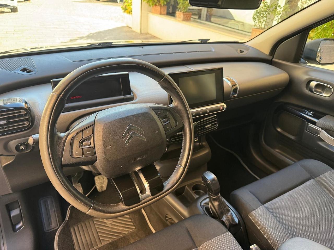CITROEN C4 Cactus BlueHDi 100 S&S Shine