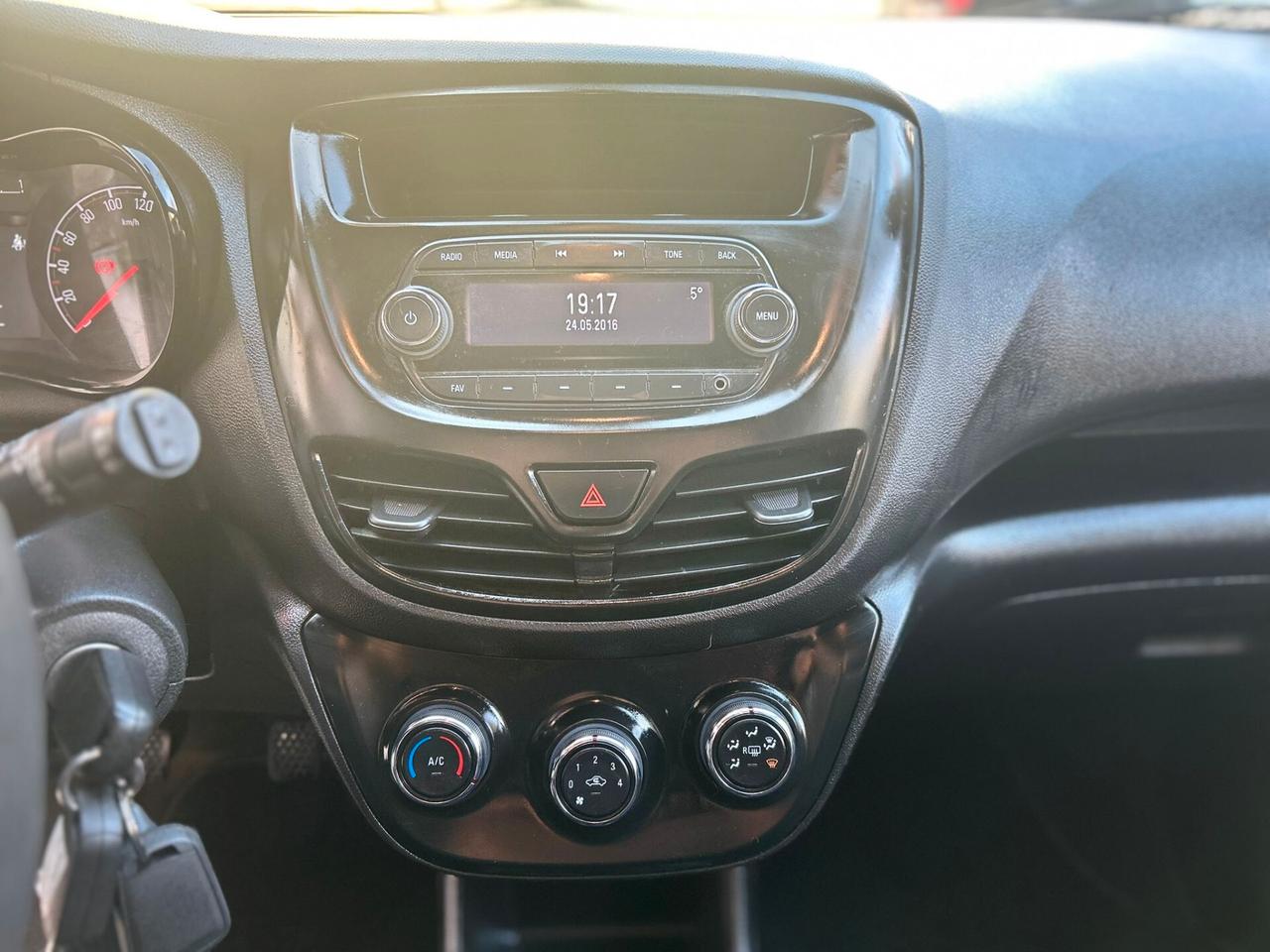 Opel Karl 1.0 75 CV N-Joy